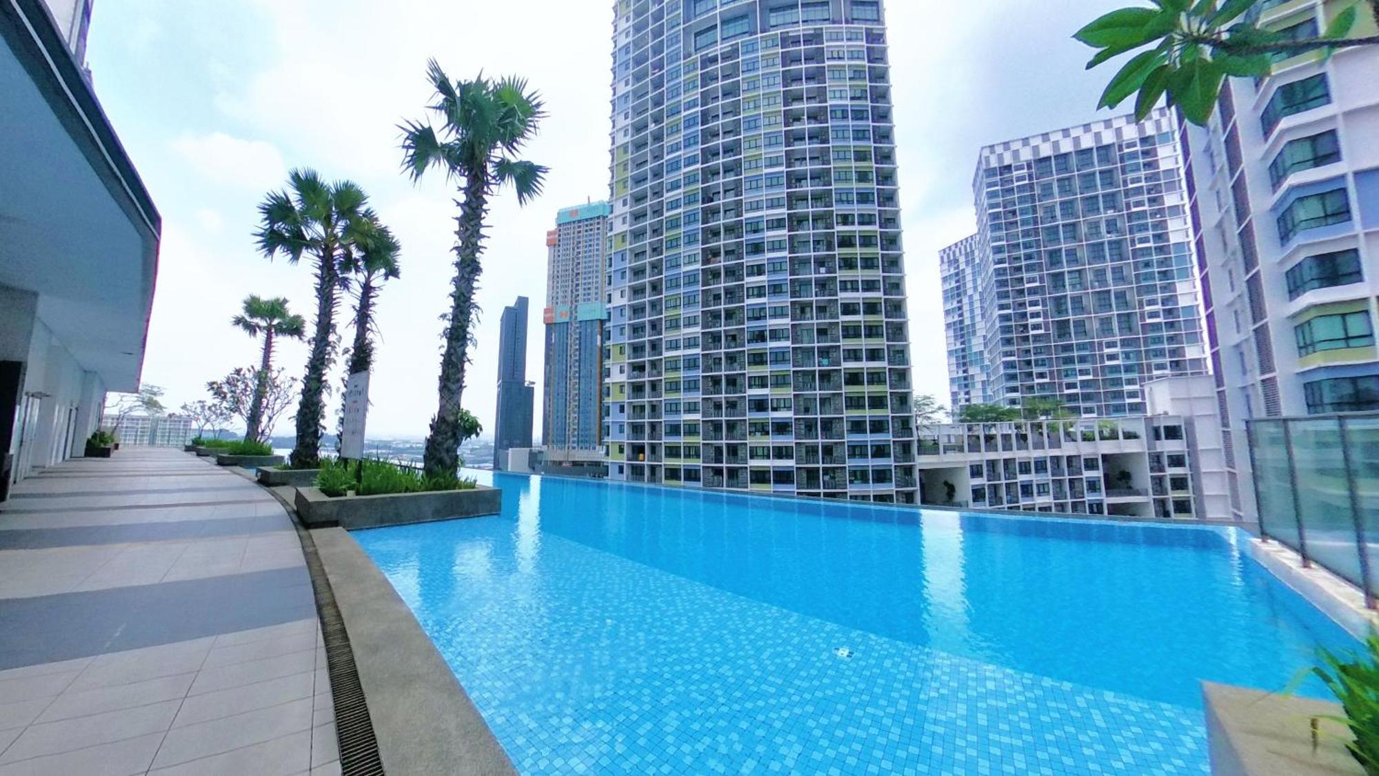 I-City Free Wifi 55Inch Smarttv Car Park Fit 5Pax Shah Alam Ngoại thất bức ảnh